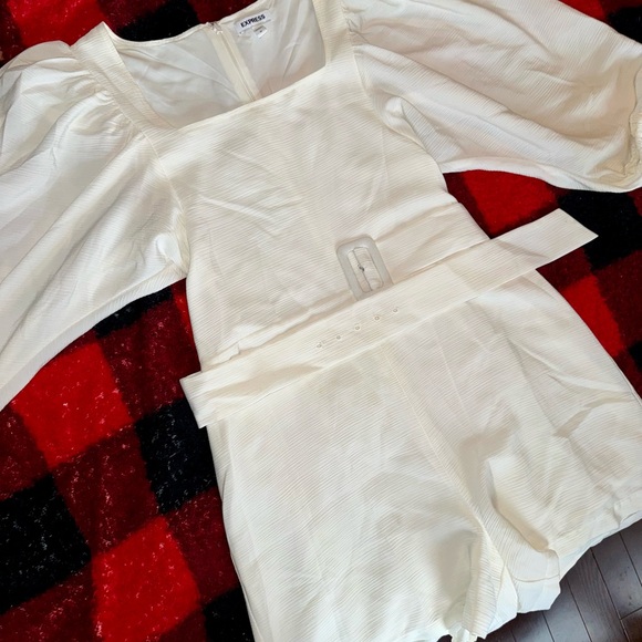 Express Ivory Textured Romper - Picture 1 of 3